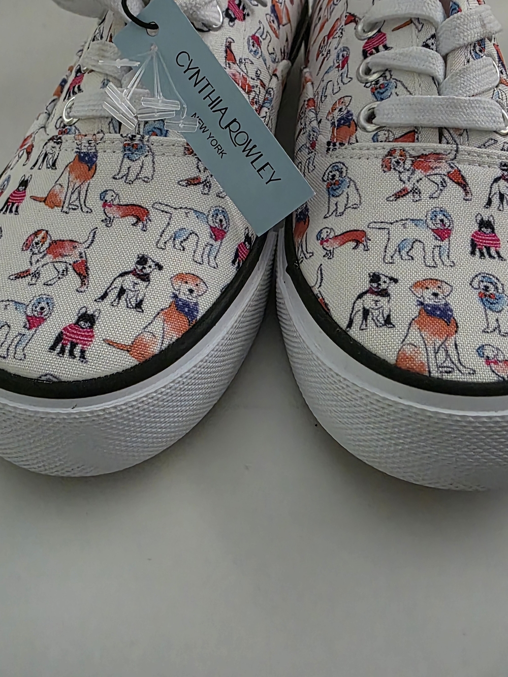Cynthia Rowley White Canvas Dog Print Sneakers,size 8 - Picture 3 of 6